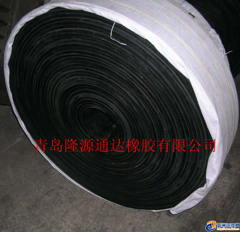 專(zhuān)業(yè)生產(chǎn)耐酸堿輸送帶